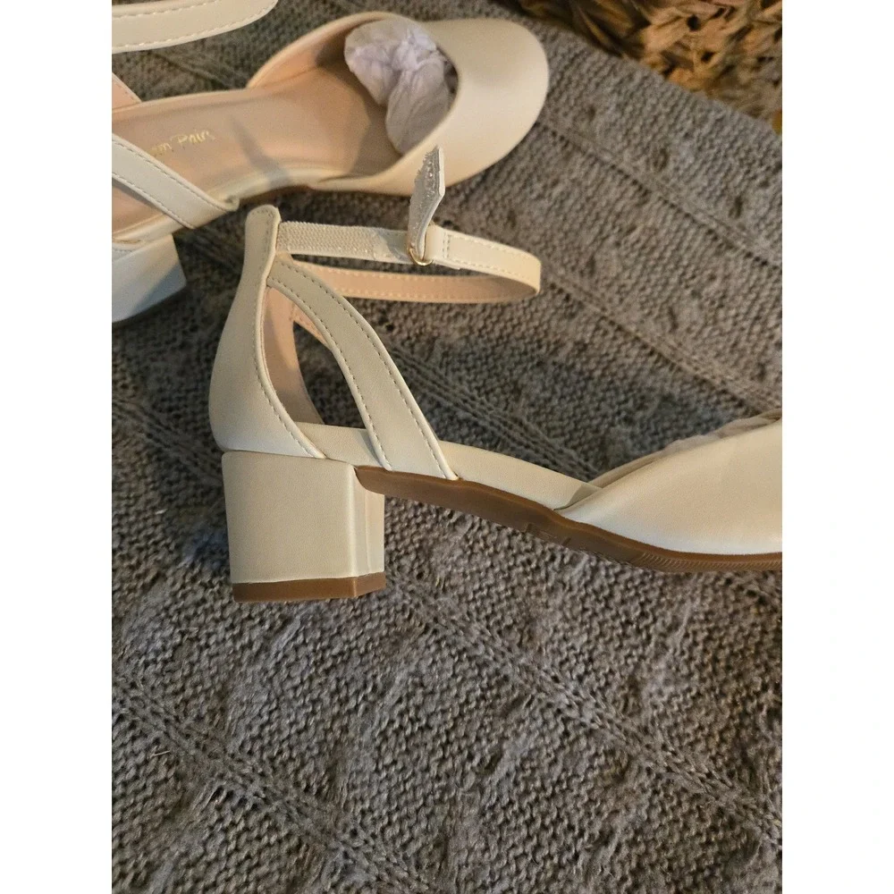 NEW - Dream Pairs Girls Cream Round Toe Block Heel Ankle Strap Pumps Size 3